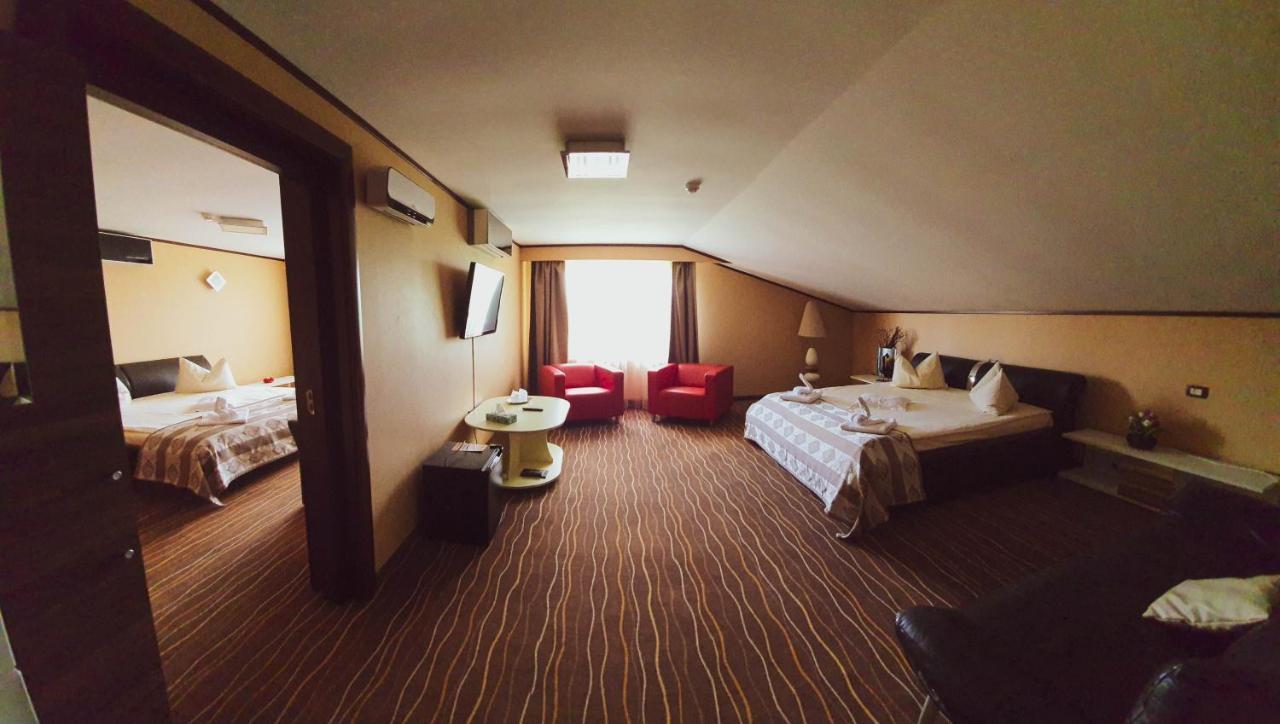 Hotel Belvedere Совата Экстерьер фото